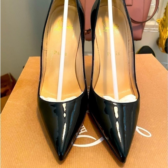 CHRISTIAN Louboutin Pigalle Follies in 85mm. Black patent. EU34.5 100% authentic - Picture 8 of 11